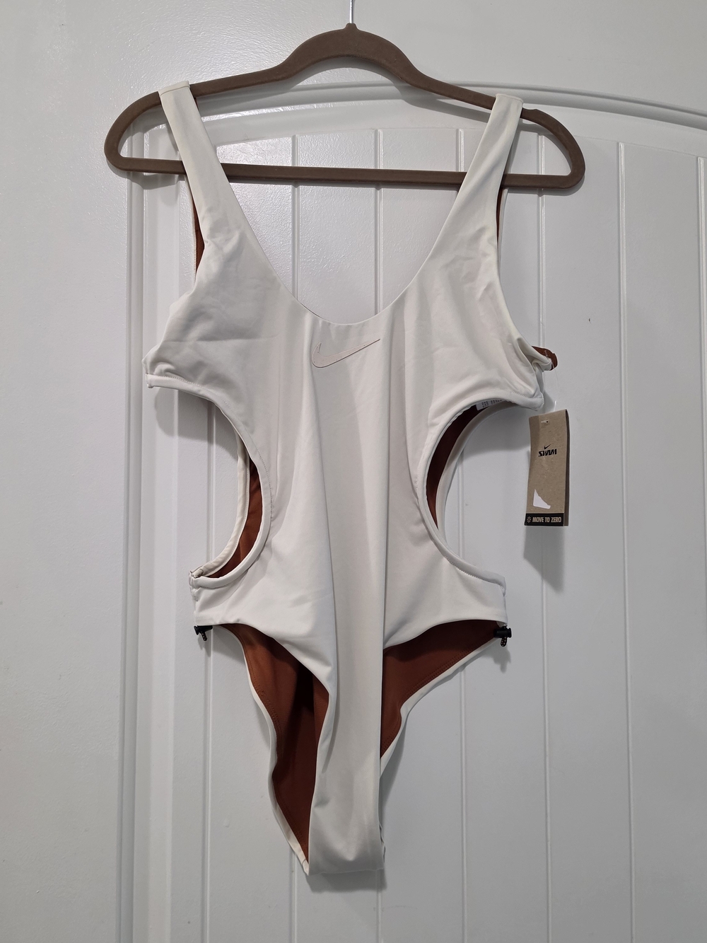 Nike Explore Wild Cutout One-Piece Swimsuit Size Large
